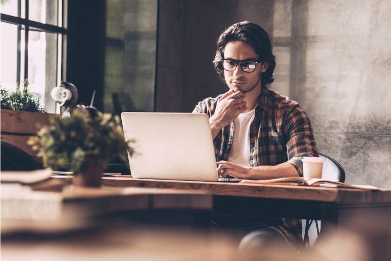 Czy zatyczki do uszu poprawiają koncentrację i produktywność?